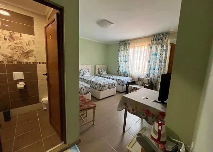 Daniel Pensión Nesebar