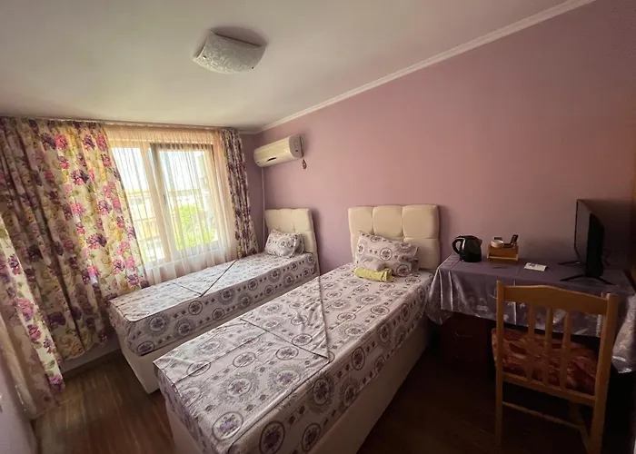 Daniel Pensión Nesebar